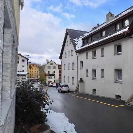Salet - St.moritz Apartament *